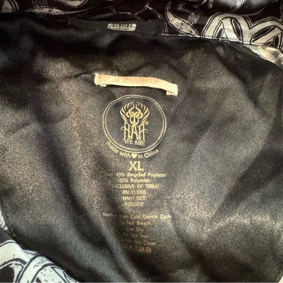 We Are Hah HAHT Striped Printed Button Down Satin Long Sleeve Pajama Shirt Sz XL - Picture 11 of 12